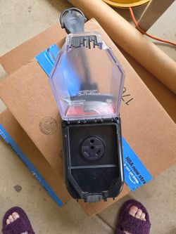 30 amp Progressive surge protector for travel trailer