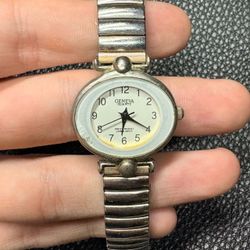 Geneva Quartz Women's Watch Silver Stretch Band