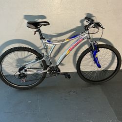 BICYCLE BIANCHY 21 SPEED SIZE 26 BRAND NEW