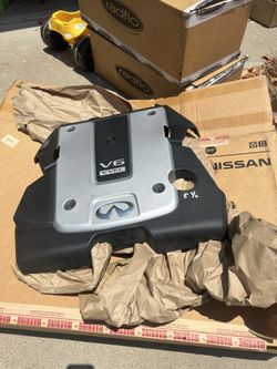 Infinity Nissan Engine Cover. New
