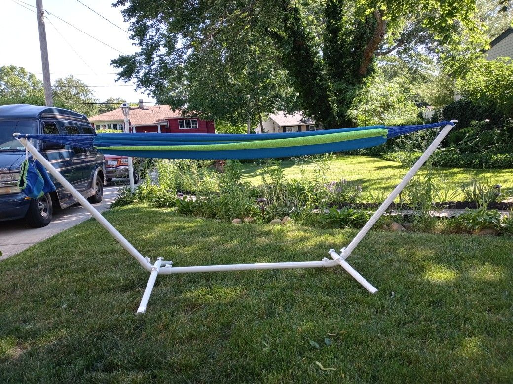 Hammocks Brand New In The Box Comes With Stand Powder Coated Stand And Hammock $99 Each Great Father's Day Present