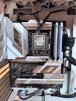 ASUS ROG Strix Z790-A Gaming WiFi Motherboard