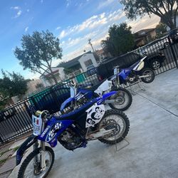 Dos Motocicletas 