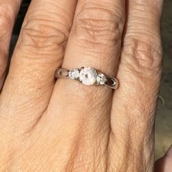 Sterling Silver Cubic Zirconia Ring 