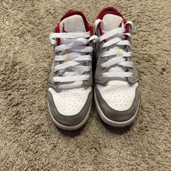 Air Jordan 1 Low SE Smoke Grey/Gym Red/White