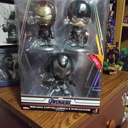 Iron Man and Captain America Bobble Heads 3 Pack New