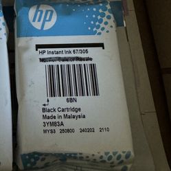 ► HP OEM 67/305 Ink Cartridge Black New in Box Price is EACH