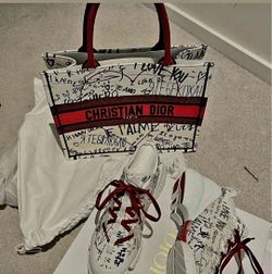 Graffiti Dioramour tote bag