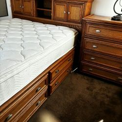 Queen Bed And Dresser 