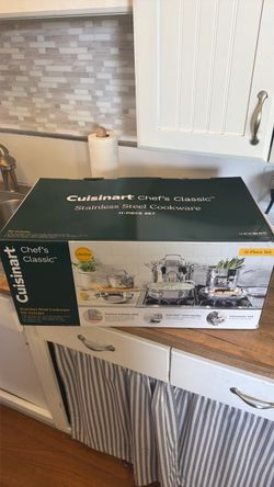 Cuisinart Chef's Classic Stainless Steel 11-Piece Cookware Set