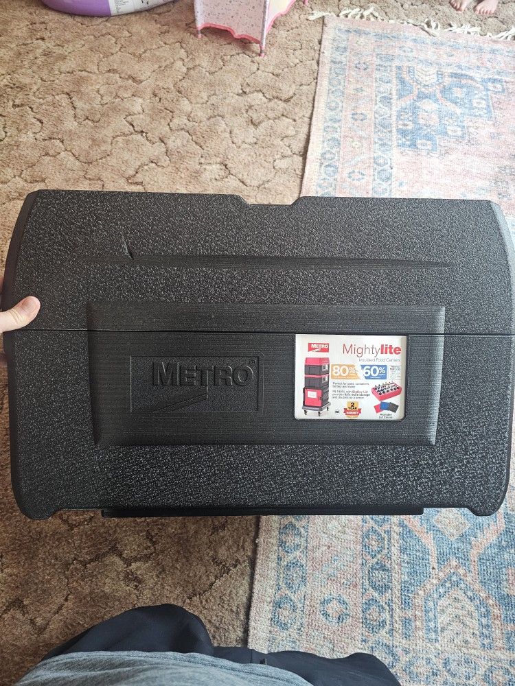 Mighty Lite Cooler/Food Carrier
