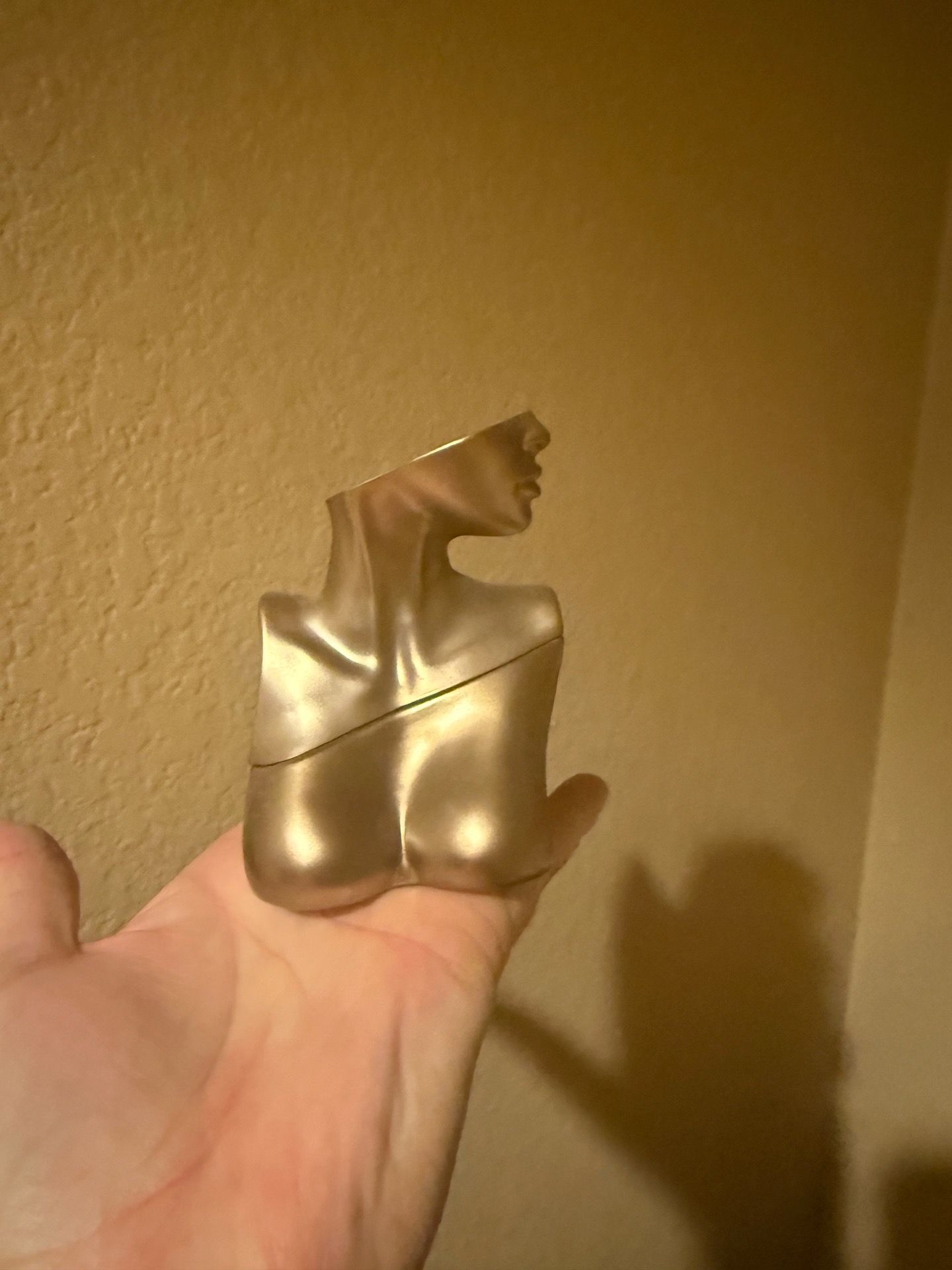 Rihanna and Billie perfume