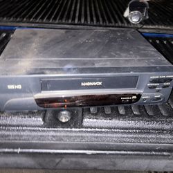 Magnavox Vhs VCR