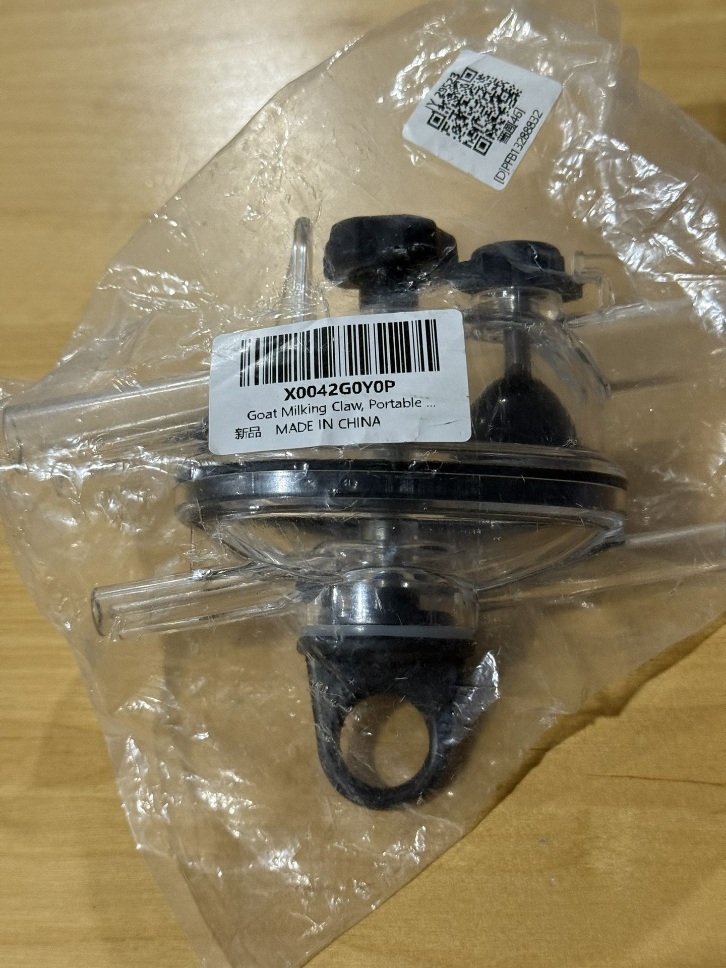 Brand New Sealed Goat Milking Claw, Portable.