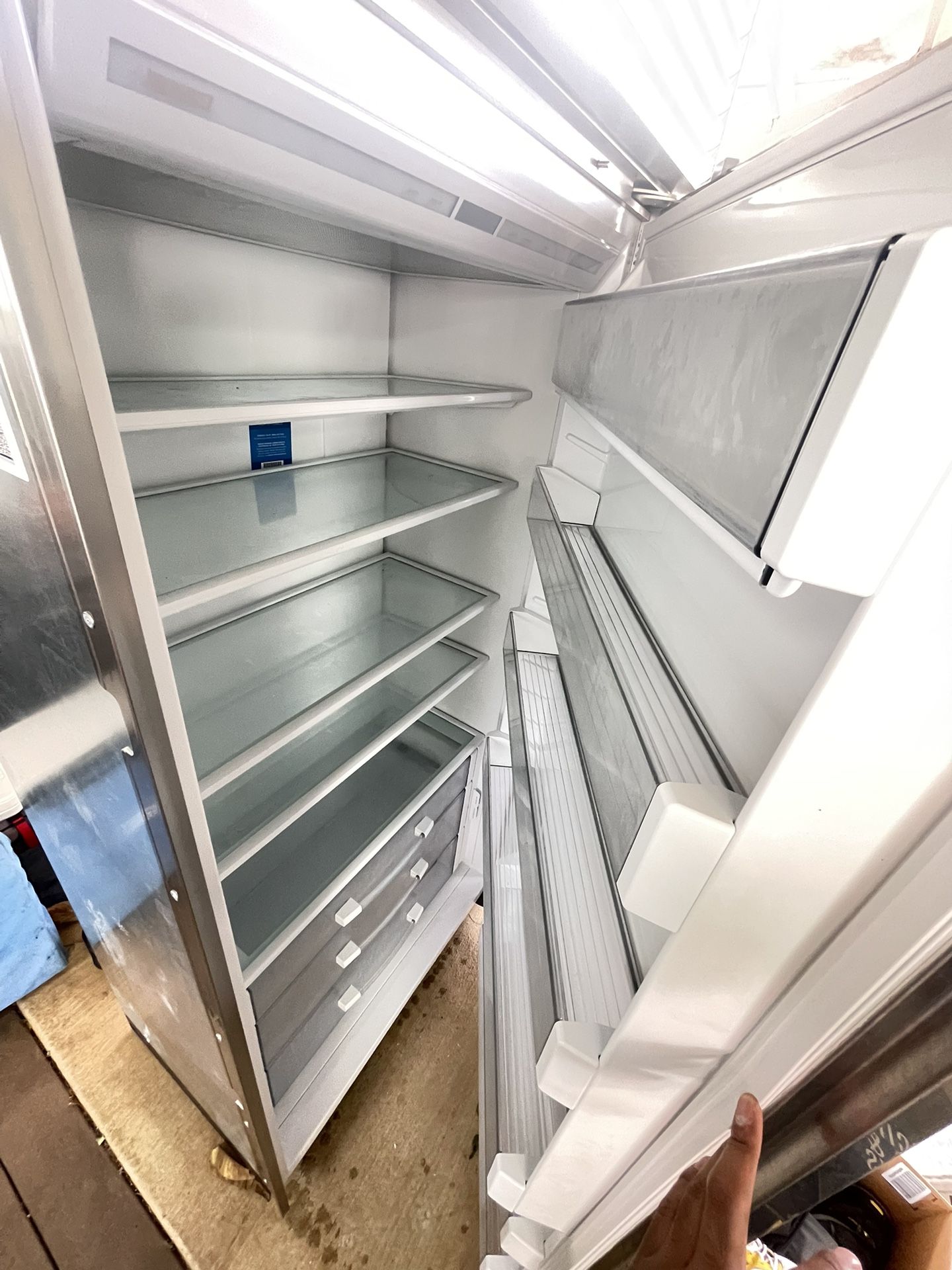 Subzero Refrigerator 