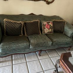 Vintage Couch, Love Seat And Coffee Table 
