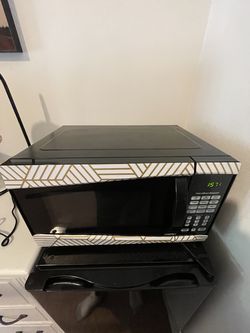 Medium Size Custom Designed Hamilton microwave 900 Watt  (Red ORIGINAL)