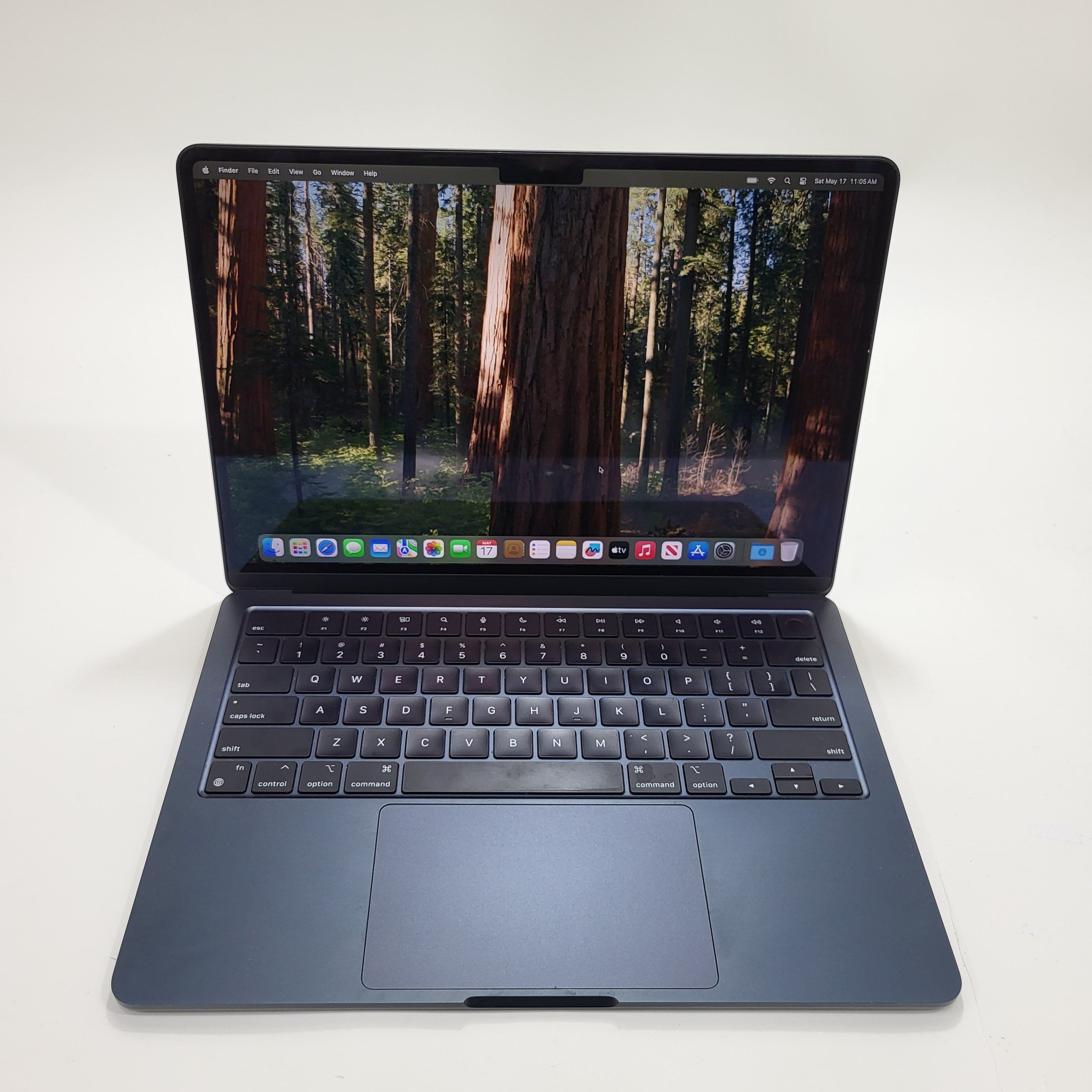 2022 Apple MacBook Air 13.6 " M2 8C GPU 3.5GHz 8GB RAM 256GB SSD A2681