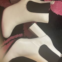 White Boots With A Little Black  New Size 10 W