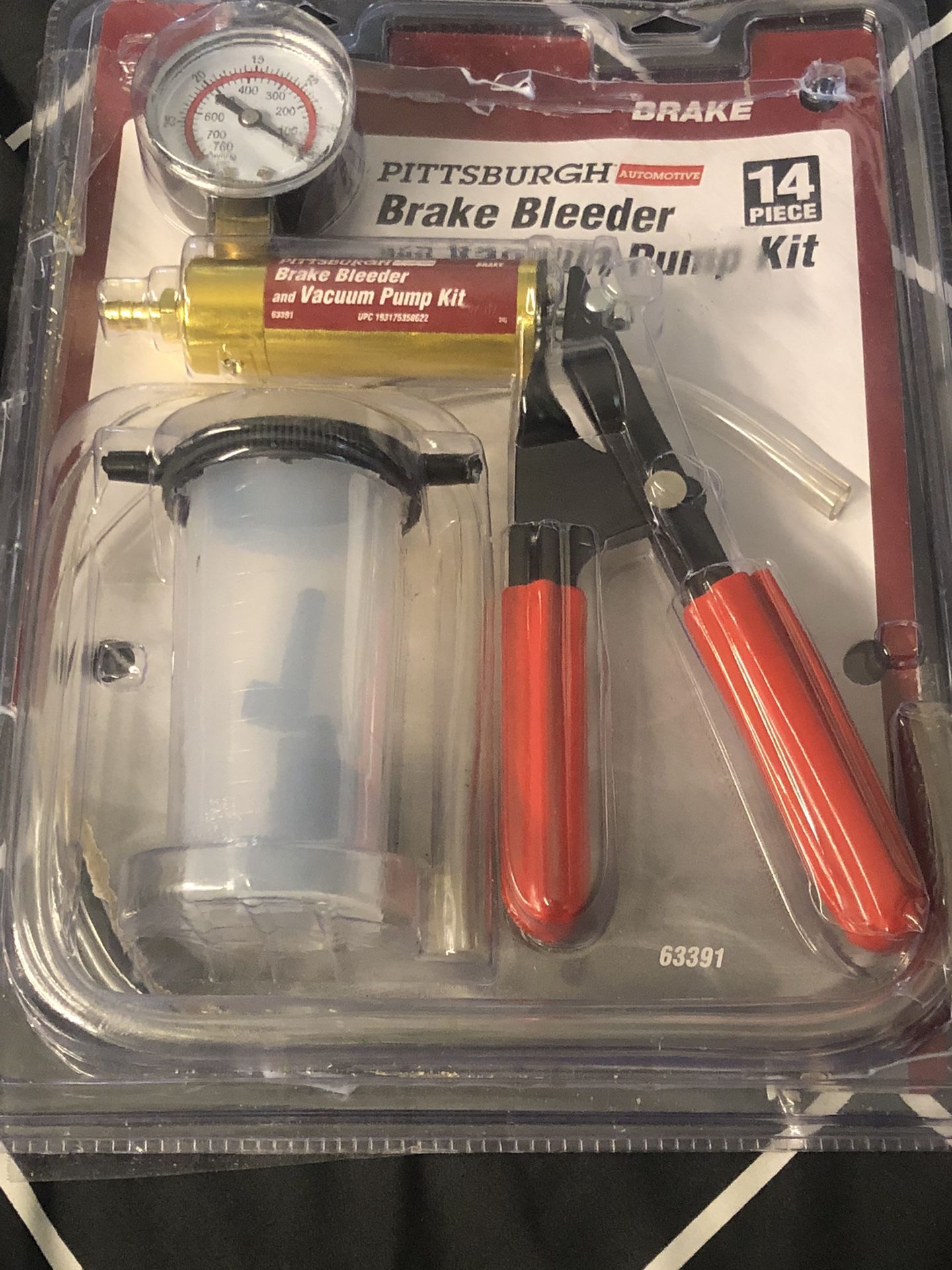 PITTSBURGH Brake Bleeder and Vacuum Pump Kit
