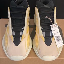 Adidas Yeezy 700 V3 "Mono Safflower"