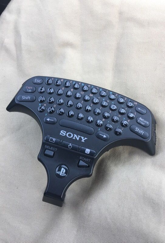 PS3 Keyboard. Original from Sonny