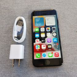 iPhone 7 128gb - UNLOCKED - Like New 