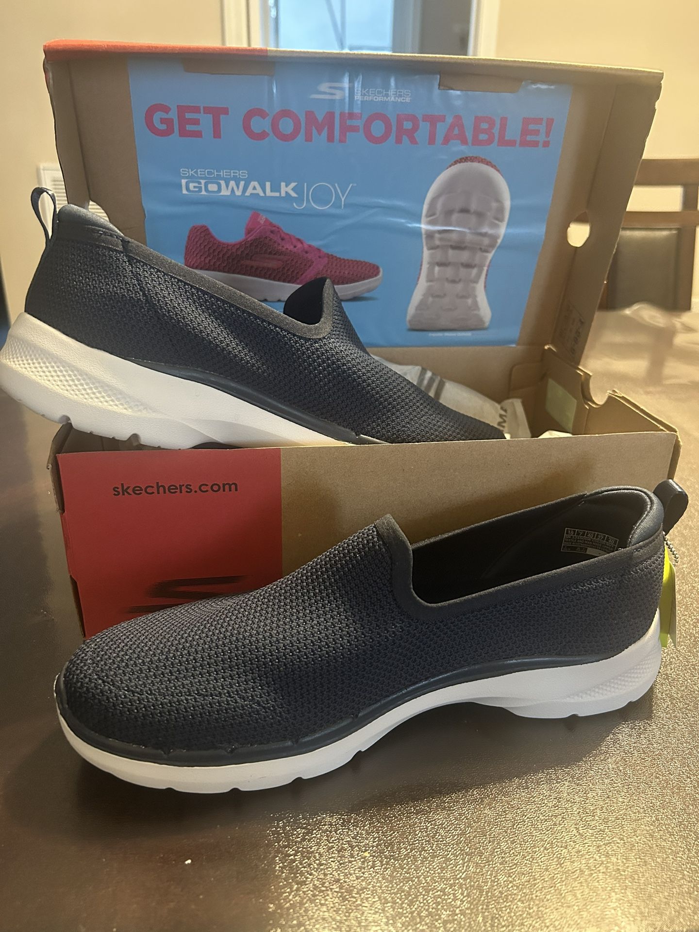 Skechers Go Walk Joy / Women’s Navy -White - NEW-