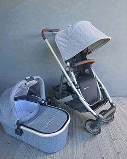Uppa Cruz V2 Stroller W Bassinette 