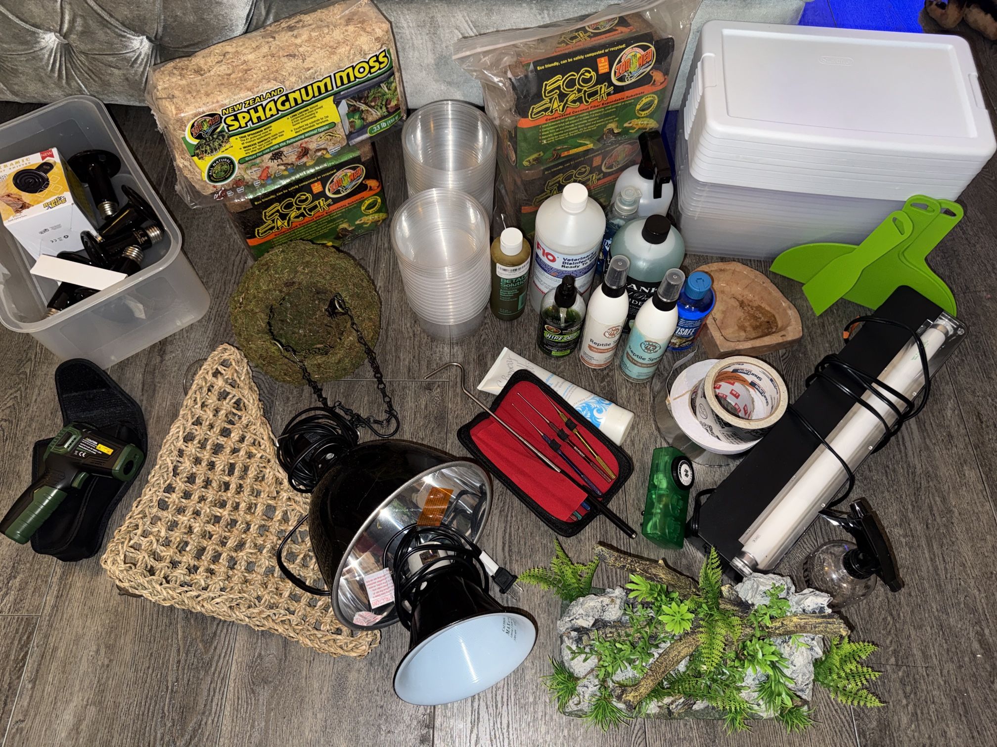 Reptile/Snake Supply Bundle – Substrate, Lamps, Sprays, Decor & More