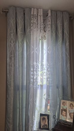 4 CURTAINS FOR $15
