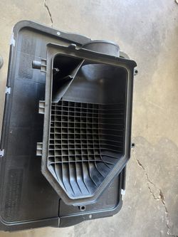 Charger An Challenger Air Filter Box 