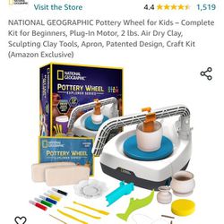 NATIONAL GEOGRAPHIC Pottery Wheel for Kids – Complete Kit for Beginners, Plug-In Motor, 2 lbs. Air Dry Clay, Sculpting Clay Tools, Apron, Patented Des