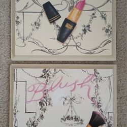 Set Of 2 wall Plaques