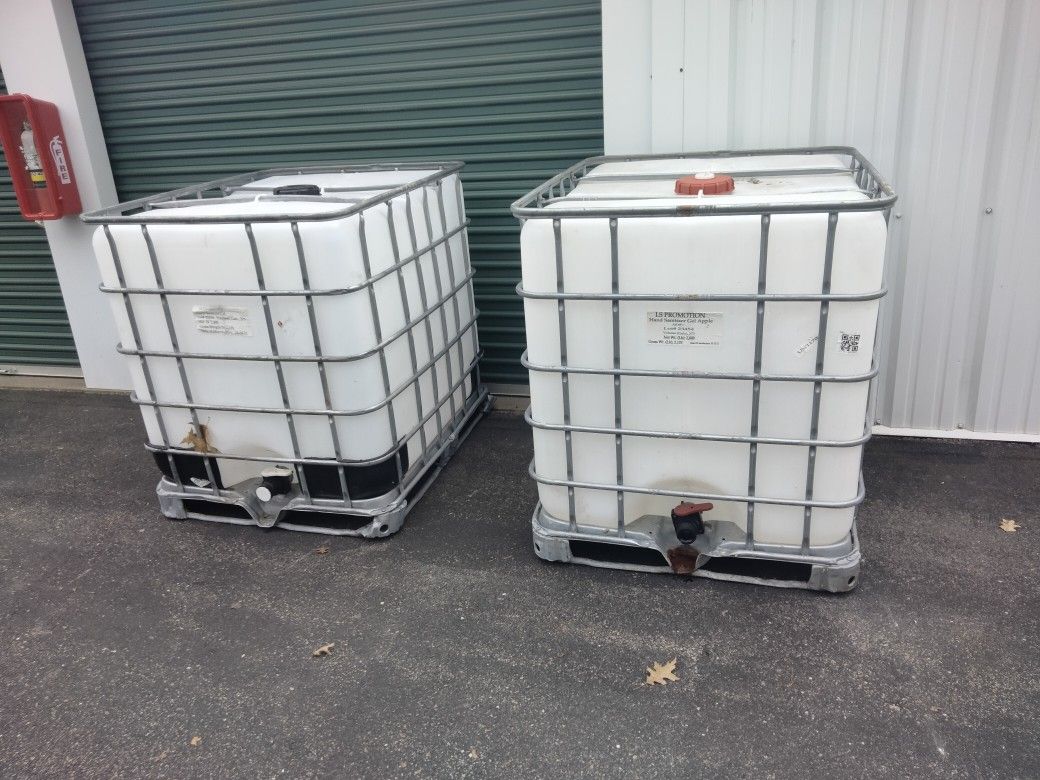 275 Gallon Tank 