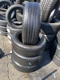 SET MICHELIN 215/55/17 SEMI NEW 85%TREAD LIFE $200 INCLUDE PROFESSIONAL INSTALLATION AND TAX