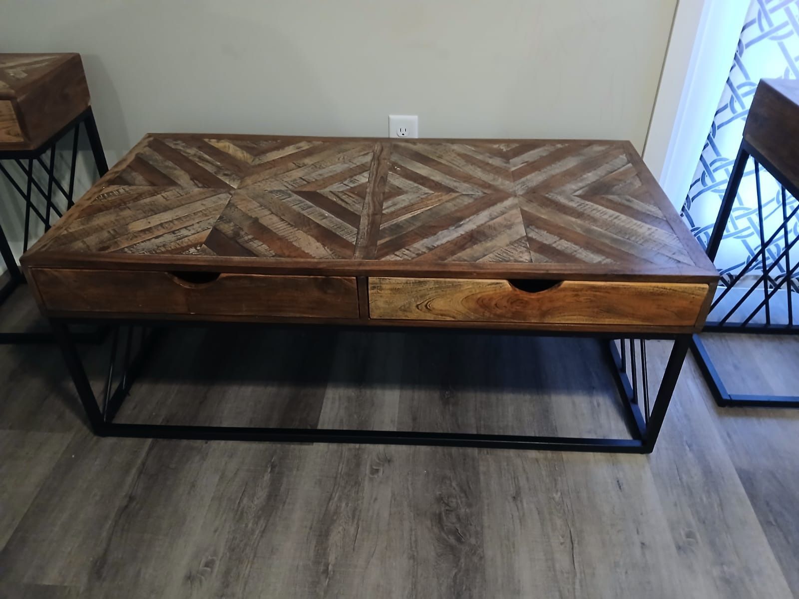 Night Table With Two Lamp Tables