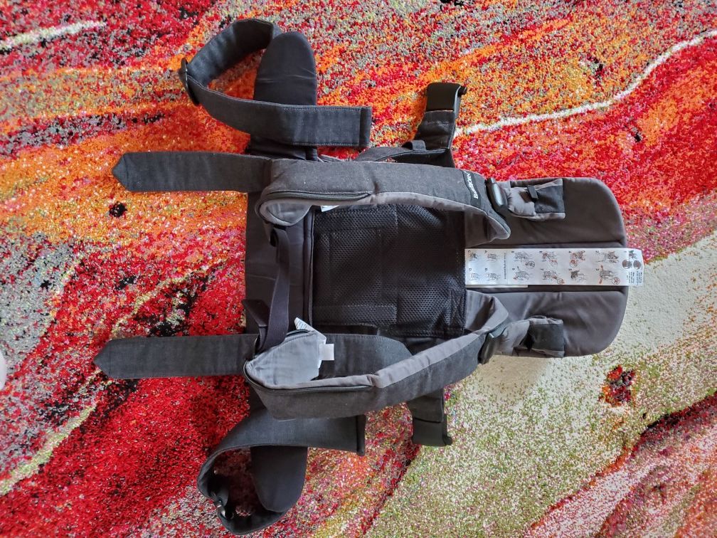 Babybjorn Carrier One
