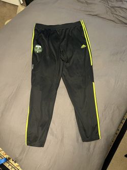 XXL Men’s Adidas Timbers Sweatpants