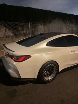 BMW welds / belaks wheels and tires