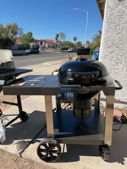 New LoCo Smart Temp Kettle charcoal with Cart