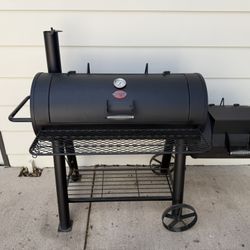 Char-Griller Pro Smoker