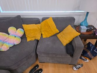 Free Gray Fabric Sectional Sofa