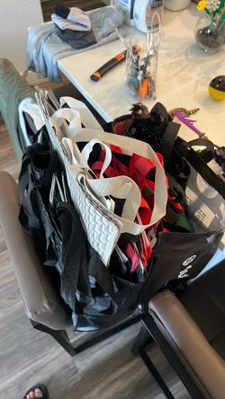 Lululemon shopping bags