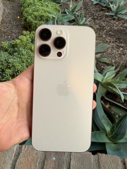 iPhone 16 Pro Max Unlocked