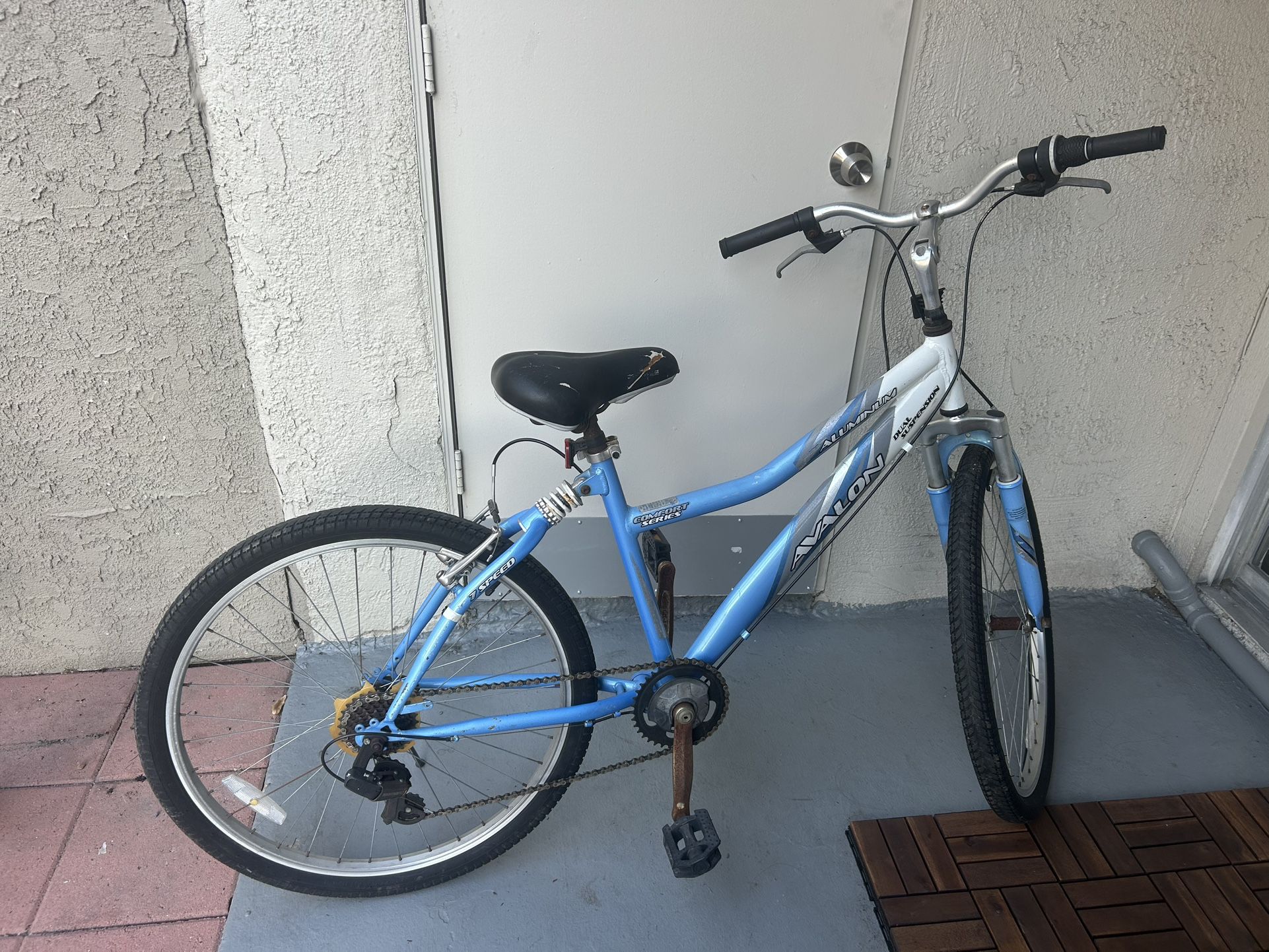 7 Speed Step Through Bike