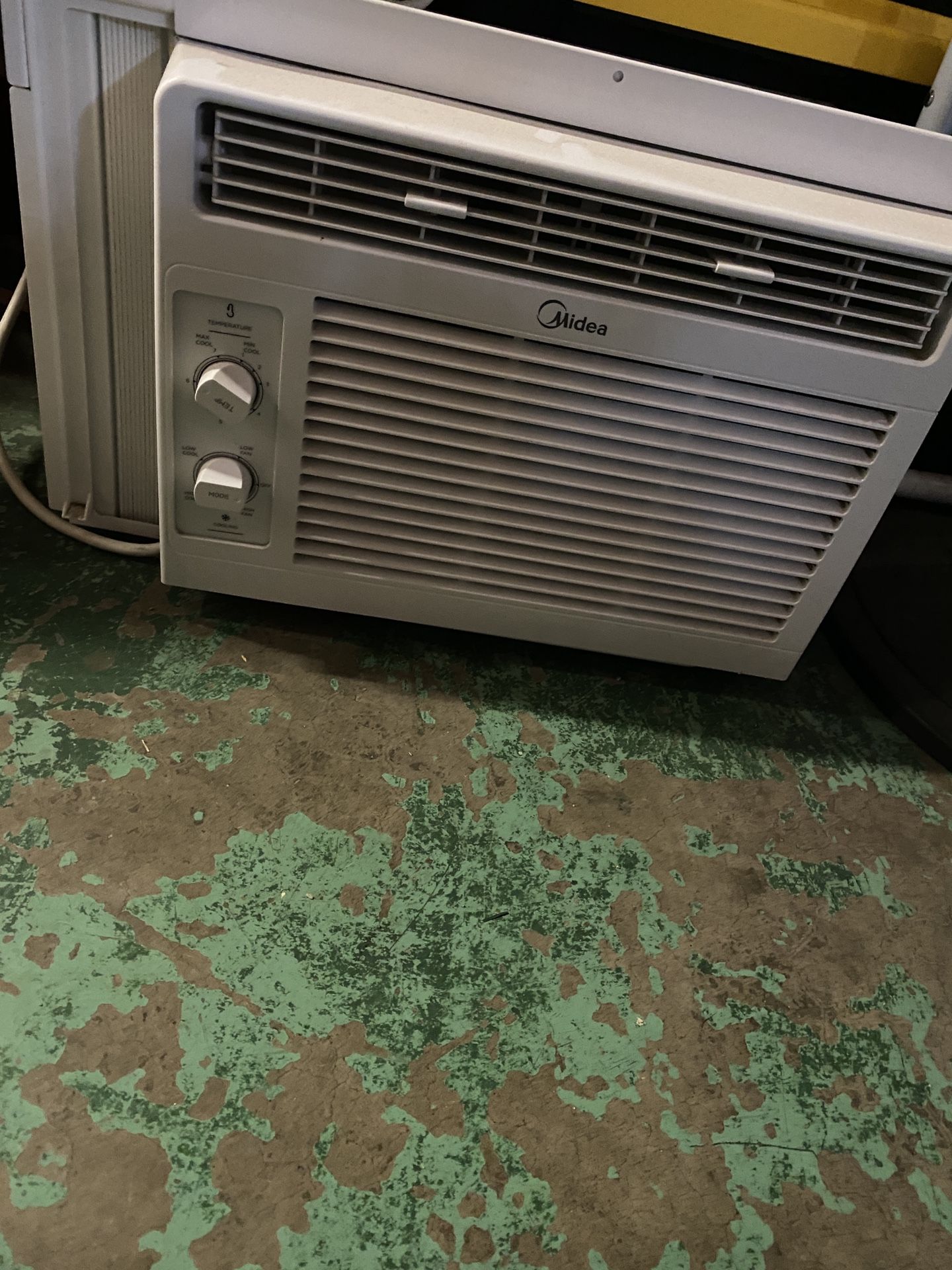 Air Conditioner