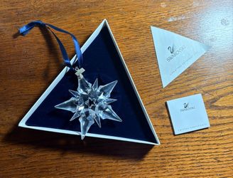 Swarovski 2001 Christmas Ornament