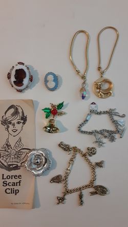 Vintage 1950/1960 Costume Jewelry