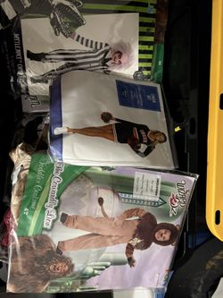Halloween Costumes Pallet 20 Pieces New